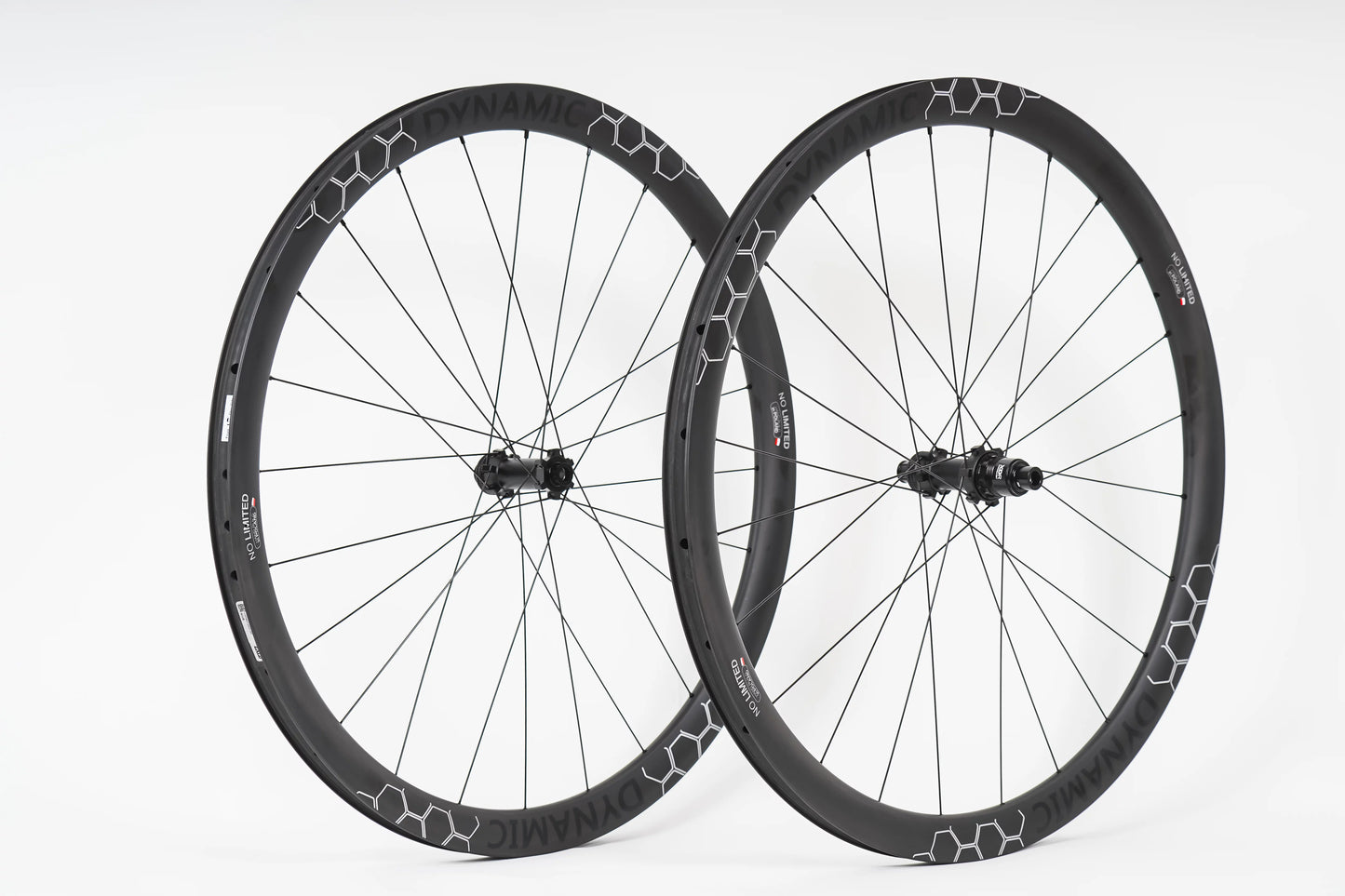 No Limited Dynamic 38 disc road wheels