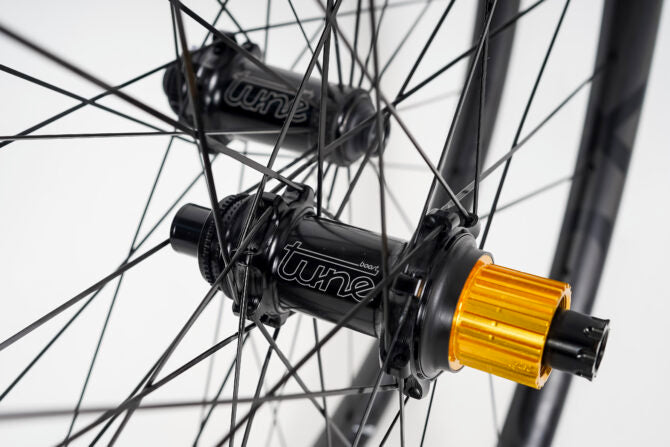 No Limited MTB 29er + Tune prince 1090 grams